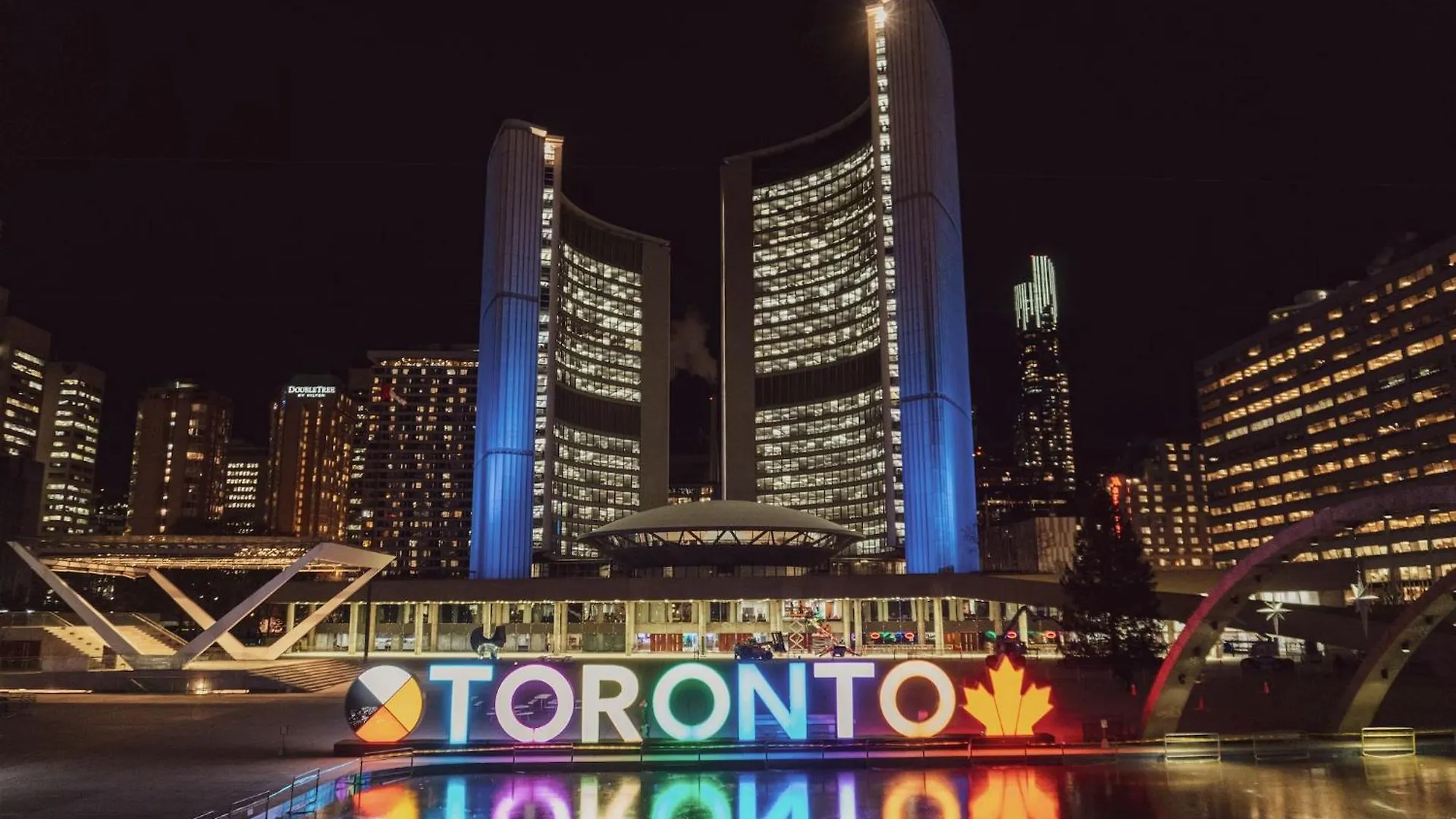 Apartment Toronto Entertainment District - King Bed Condo - Close To Core - Dome - Scotiabank - Cne - Fort York - Near King St W Canada